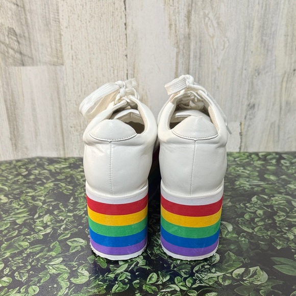 Hot Topic White Platform Shoes with Rainbow Stripes - Picture 5 of 10